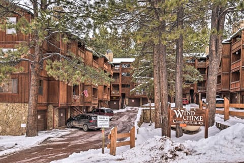 Lovely New Mexico Retreat w/ 4 Private Balconies! Apartment in Angel Fire