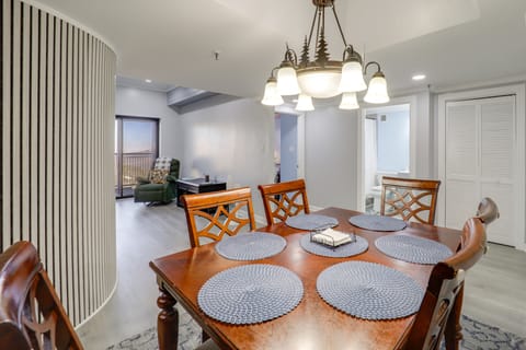 4 Mi Sugar Mtn Resort: Renovated Condo w/ Views! Apartment in Sugar Mountain