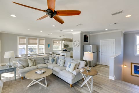 Beachfront Paradise w/ Pool on St. George Island! House in Saint George Island