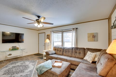 Stylish Chetek Hideaway w/ Lake + Dock Access! House in Wisconsin