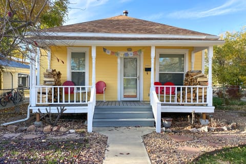 Downtown Home - 12 Mi to Black Canyon Nat’l Park! House in Montrose