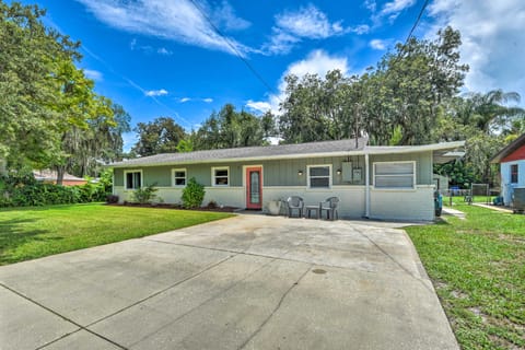 Dog-Friendly Home w/ Gas Grill - Walk to Rose Bay! House in Port Orange