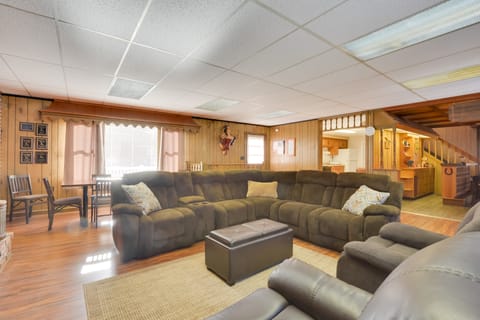 Serene Saxton Lodge: 7 Mi to Lake Raystown! House in Raystown Lake