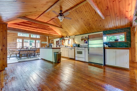 Saranac Lake Cabin w/ Deck: Pets Welcome! House in Harrietstown
