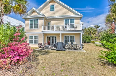 Bermuda Bay Home - Gated Oceanfront Community House in Surfside Beach