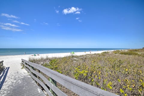 Indian Rocks Beach Oasis - 2 Blocks to Beach! House in Indian Rocks Beach