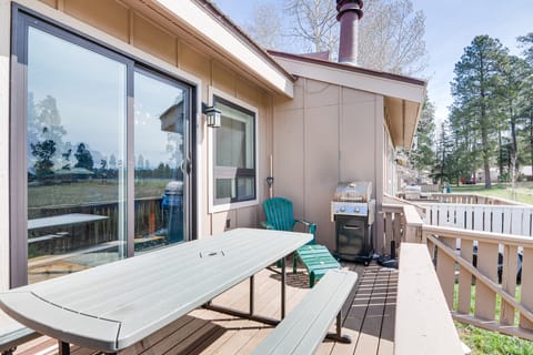 Pagosa Springs Condo w/ Grill, Near Wolf Creek! Apartment in Pagosa Springs