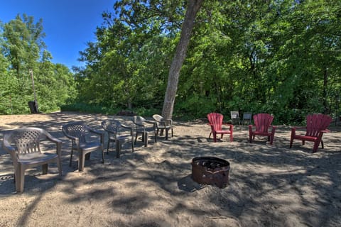 Dock, Hot Tub & Game Room: Luxe Lake Latoka Home House in Minnesota