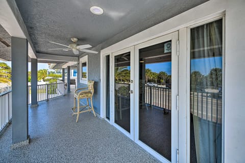 Gulfview Lido Key Gem - Walk to Beach & Shops Apartment in Lido Key