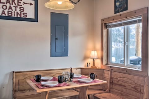 Serenity at Scenic Bay: Floating Cottage w/ Views! Cottage in Lake Pend Oreille