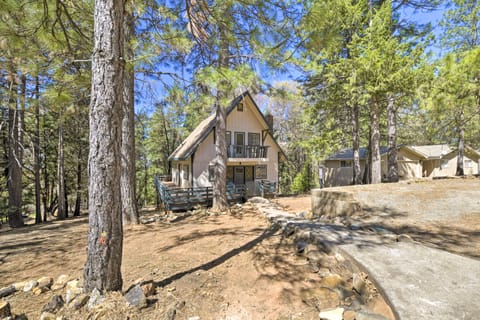 Balcony & Forest Views: Cabin in Pioneer! House in Calaveras County
