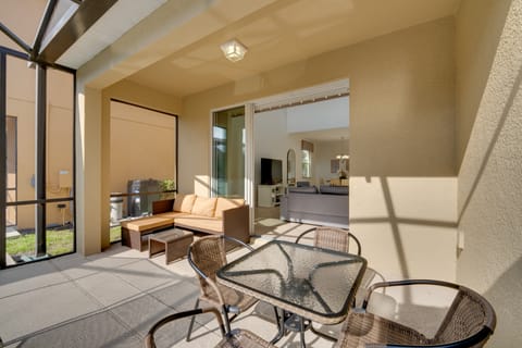 5 Mi to Walt Disney World! Gem w/ Resort Perks House in Four Corners