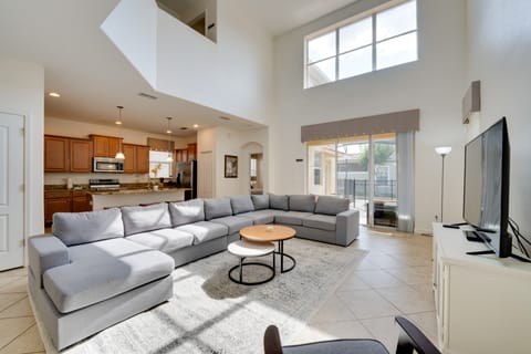 5 Mi to Walt Disney World! Gem w/ Resort Perks House in Four Corners