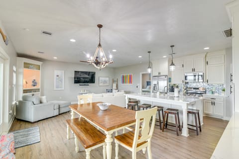 225 Feet to Shore! Ocean-View Crystal Beach Escape House in Bolivar Peninsula