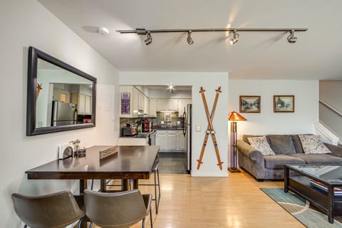 3 Mi to Winter Park Resort: Cozy Ski Condo Apartment in Fraser