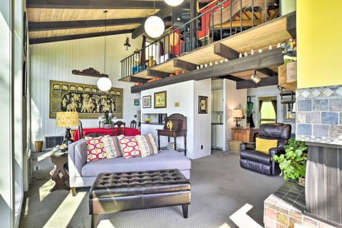 Hilltop Green Lake Home: Dock, Kayaks, Views! House in Minnesota