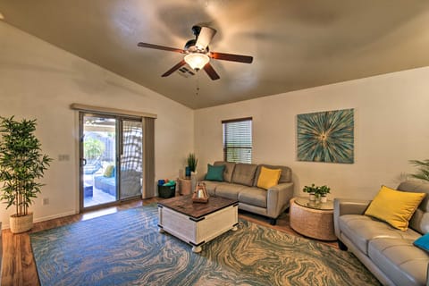 2 Mi to Goodyear Ballpark! 'Desert Beach House' House in Goodyear