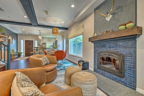 Luxe Lake Arrowhead Farmhouse w/ Deck + Patio House in Lake Arrowhead