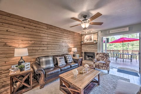 Family-Friendly Ruidoso Escape: 2 Mi to Golf! Apartment in Ruidoso