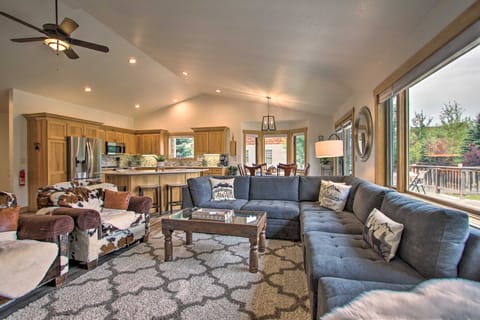 'Moose Haven' Getaway: 6 Mi to Big Sky Slopes House in Big Sky