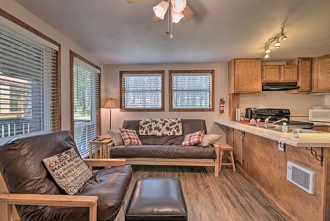 Angel Fire Mountainside Condo < 1/2 Mi to Slopes Apartment in Angel Fire