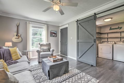 Stylish Fort Payne Retreat: Hike & Rock Climb House in Alabama