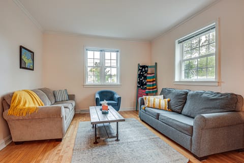 17 Mi to Porkies: Getaway Steps to Beach & Main St House in Wisconsin