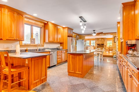 Deck For Entertaining: Belmont Group Getaway House in Belmont