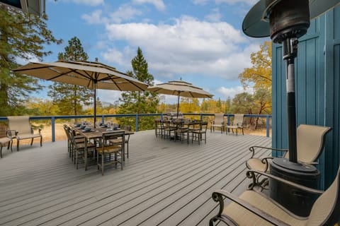 7 Mi to Bass Lake! Spacious 'Mudge Ranch Retreat' House in Sierra Nevada