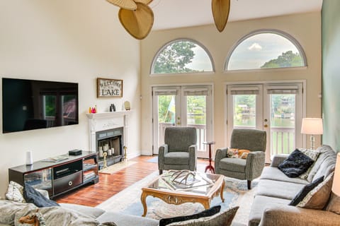 2-Story Deck: Waterfront Lake Lure Home! House in Lake Lure