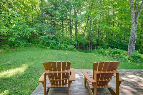 Waitsfield Condo w/ Pool & On-Site Trail Access! Apartment in Fayston