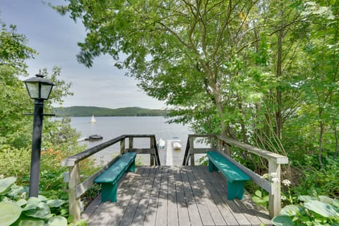 Waterfront Schroon Lake Home w/ Boat Dock! House in Schroon Lake