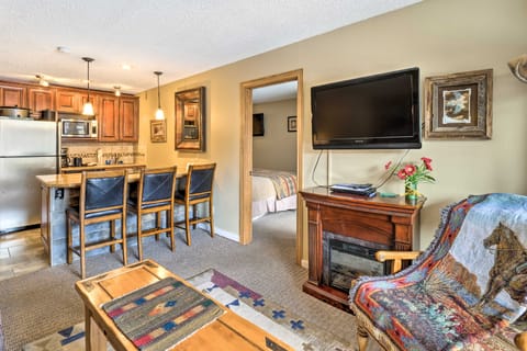 Ski-In/Ski-Out Copper Mountain Condo w/ Balcony! Apartment in Copper Mountain