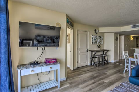 Bay Watch Condo w/ Oceanfront Balcony & Beach View Apartment in Atlantic Beach