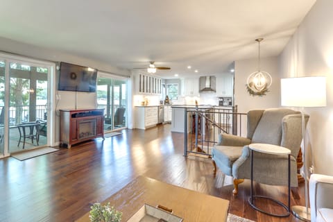 Dock, Hot Tub! Family-Friendly Camdenton Haven House in Lake of the Ozarks