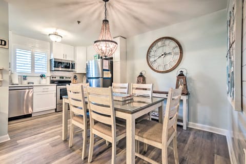 Pools, Tennis + Beach Access: Hilton Head Escape! Apartment in Hilton Head Island