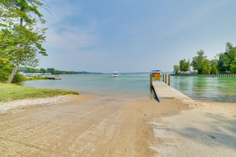 Rapid City Cottage w/ Deck: 1/4 Mi to Torch Lake! Cottage in Michigan