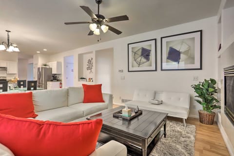 Spacious Thornton Home: 15 Mi to Downtown Denver! House in Northglenn