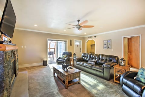 4 Season, Waterfront Houghton Lake House w/ Dock! House in Michigan