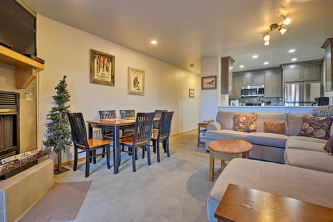 Walk to Main Street: Frisco Townhome w/ Decks Apartment in Frisco