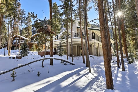 Hot Tub! Family Gem on Snake River in Keystone! House in Keystone