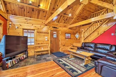 Ski Lodge Mtn Retreat w/ Fire Pit, Deck & Views! House in Addison County