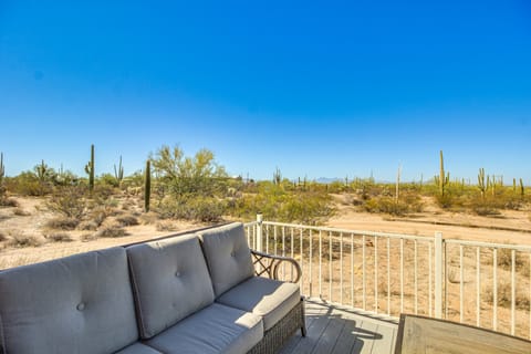 Secluded Marana Home w/ Viewing Decks + Privacy! House in Maricopa County