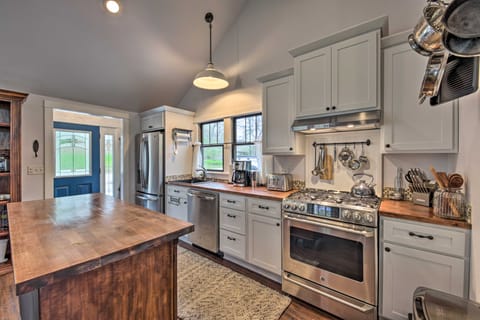 Big Cedar Lake House: Views, 100 Ft to Water! House in Wisconsin