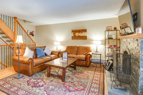 Ski-In Retreat w/ Pool! 2 Blocks to Main St Breck Apartment in Breckenridge