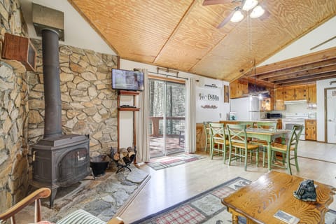 Spring Creekside Getaway at Whittier Cabin w/ Deck House in Qualla
