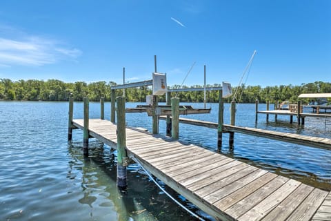 Angler's Getaway: Homosassa Home w/ Boat Dock! House in Homosassa