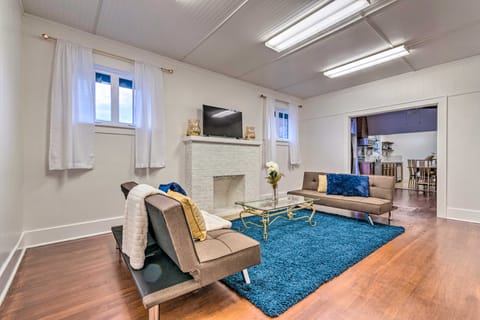 1 Mi to Bathhouse Row: Bright Hot Springs Home! House in Hot Springs