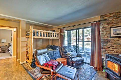 Walk to Ski Lift & Village: Lovely Kirkwood Condo! Apartment in Kirkwood