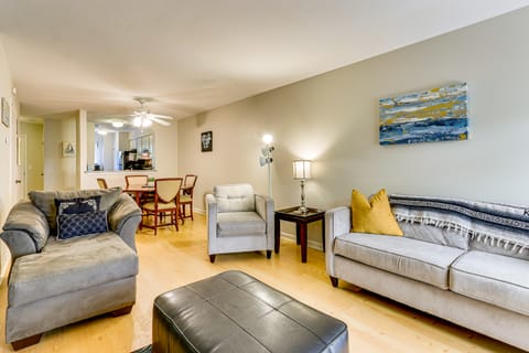 Walk to Beach: Hilton Head Island Tennis Retreat! Apartment in Hilton Head Island